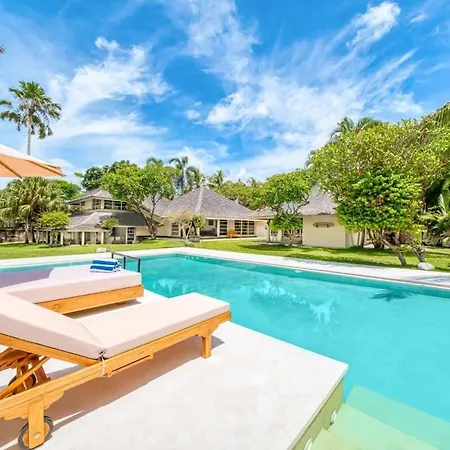 Villa Venice - 2000M2 Garden Right Behind Beach