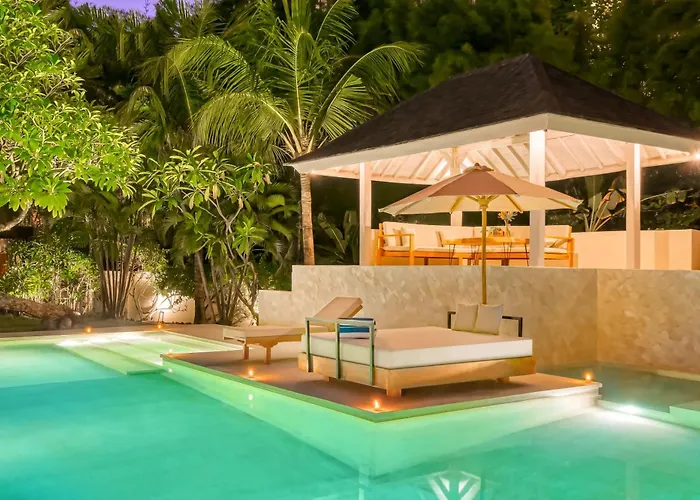 Venice - 2000m2 Garden Right Behind Villa Seminyak
